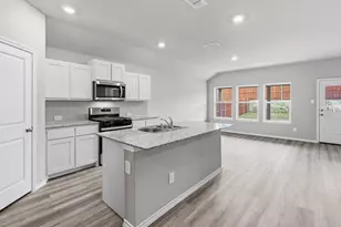 1924 Cherokee Ln, Cleburne, TX 76033 - Photo 8