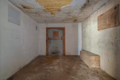 521 E Garland, Grand Saline, TX 75140 - Photo 12