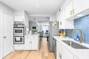 7924 Royal Ln, Dallas, TX 75230 - Photo 12