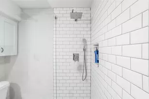 7924 Royal Ln, Dallas, TX 75230 - Photo 18