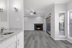 411 Pebble Way, Arlington, TX 76006 - Photo 10