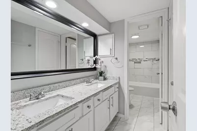 411 Pebble Way #148, Arlington, TX 76006 - Photo 2