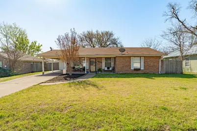 1240 W Groesbeck Street, Stephenville, TX 76401 - Photo 1