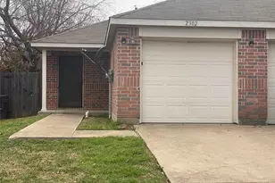 2302 Coleman Ave, Fort Worth, TX 76105 - Photo 1