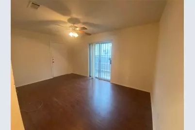 2302 Coleman Avenue, Fort Worth, TX 76105 - Photo 2