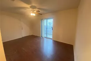 2302 Coleman Ave, Fort Worth, TX 76105 - Photo 2