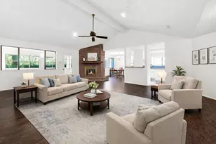 4106 Whitman Ln, Grand Prairie, TX 75052 - Photo 2