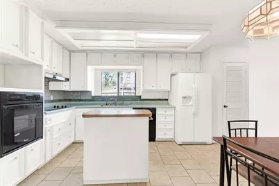 4106 Whitman Lane, Grand Prairie, TX 75052 - Photo 6