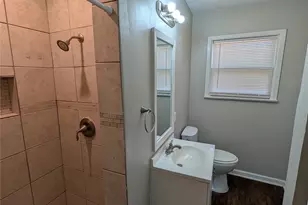 2413 Hillview Dr, Fort Worth, TX 76119 - Photo 16