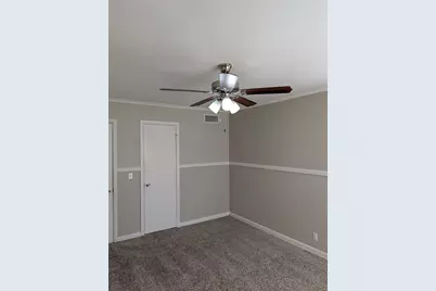 2413 Hillview Drive, Fort Worth, TX 76119 - Photo 10