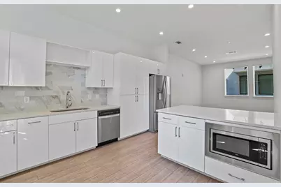 410 W 9th Street #101, Dallas, TX 75208 - Photo 8