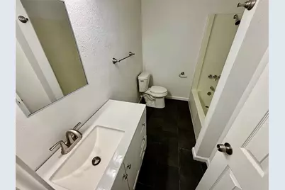 607 Baylor Street, Nocona, TX 76255 - Photo 12