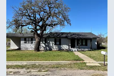 607 Baylor Street, Nocona, TX 76255 - Photo 1