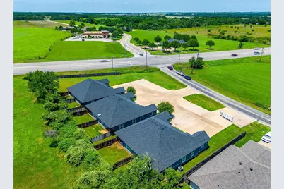 2710 James, Granbury, TX 76049 - Photo 26