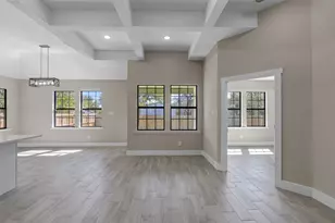 3025 Red Oak Dr, Granbury, TX 76048 - Photo 8