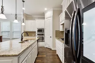 2504 Moore's Lndg, Arlington, TX 76016 - Photo 8