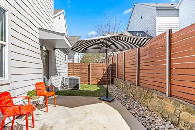 1228 Clifftop Lane, Dallas, TX 75208 - Photo 20