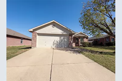 105 Kings Way Drive, Rhome, TX 76078 - Photo 6