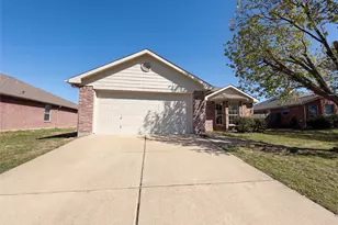 105 Kings Way Dr, Rhome, TX 76078 - Photo 6