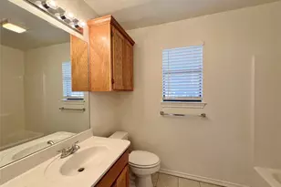 938 Austin Ct, Weatherford, TX 76086 - Photo 10