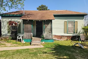 408 E Main St, Wolfe City, TX 75496 - Photo 1