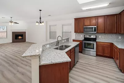 2417 Eisenhower Drive, McKinney, TX 75071 - Photo 2