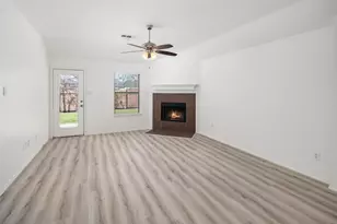 2417 Eisenhower Dr, McKinney, TX 75071 - Photo 6