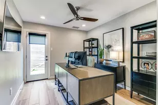 1925 California Dr, Dallas, TX 75204 - Photo 22