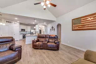 747 Hickory Ln, Royse City, TX 75189 - Photo 10