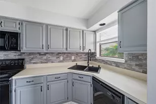 1212 Horizon Trail, Arlington, TX 76011 - Photo 14