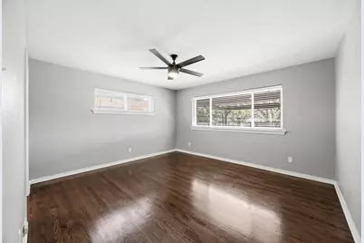 1636 W Red Bird Lane, Dallas, TX 75232 - Photo 16