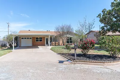 5724 Castle Road, Abilene, TX 79606 - Photo 2