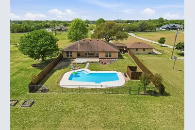 1570 Bryson Lane, Midlothian, TX 76065 - Photo 36