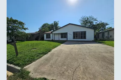 605 White Street, Whitesboro, TX 76273 - Photo 2