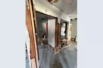 5501 Westcreek Drive, Fort Worth, TX 76133 - Photo 10