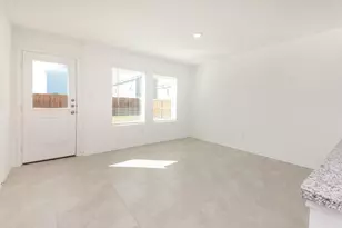 235 Plumcove Dr, Princeton, TX 75407 - Photo 6