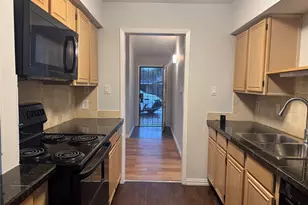 11447 Coral Hills Dr, Dallas, TX 75229 - Photo 10