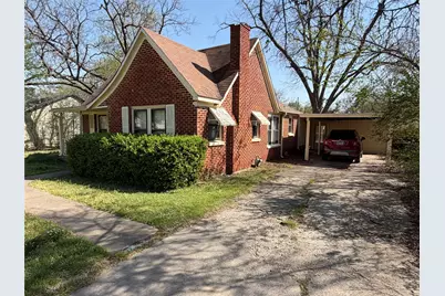 1404 E Tennie Street, Gainesville, TX 76240 - Photo 2