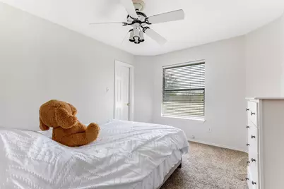 2028 Robin Hill Lane, Carrollton, TX 75007 - Photo 22