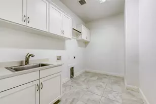 1121 7th St, Argyle, TX 76226 - Photo 8