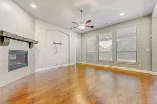 1121 7th St, Argyle, TX 76226 - Photo 4