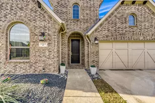 1121 7th St, Argyle, TX 76226 - Photo 2