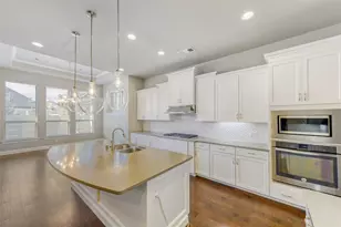 1121 7th St, Argyle, TX 76226 - Photo 10