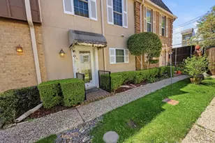 2727 Shelby Ave, Dallas, TX 75219 - Photo 2