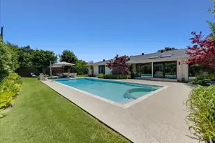 7049 Gateridge Dr, Dallas, TX 75254 - Photo 26