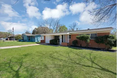 1617 Grantland Circle, Fort Worth, TX 76112 - Photo 4