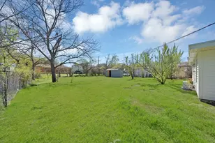 1617 Grantland Cir, Fort Worth, TX 76112 - Photo 28