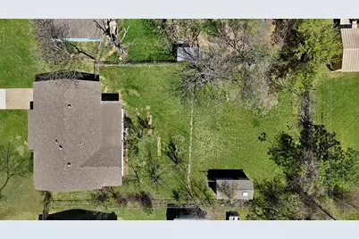 1617 Grantland Circle, Fort Worth, TX 76112 - Photo 34