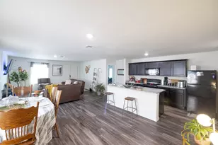 7910 Vineyard Dr, Abilene, TX 79606 - Photo 2