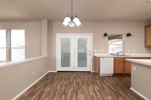 7515 Cresswell Dr, Arlington, TX 76001 - Photo 12